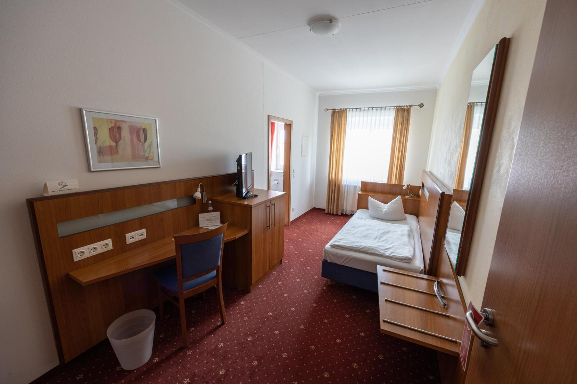 Komfort Apartmenthaus Haslbach Fgz Regensburg Quarto foto