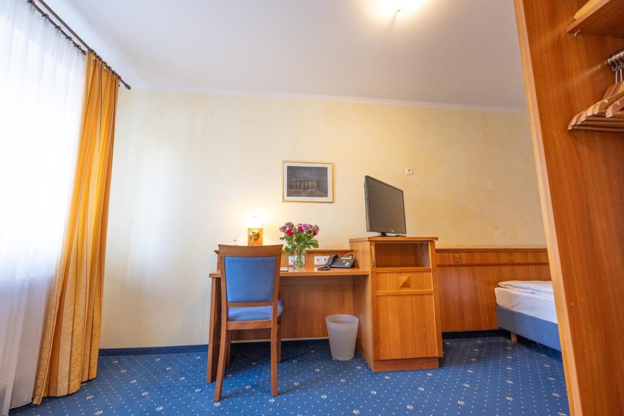 Komfort Apartmenthaus Haslbach Fgz Regensburg Quarto foto