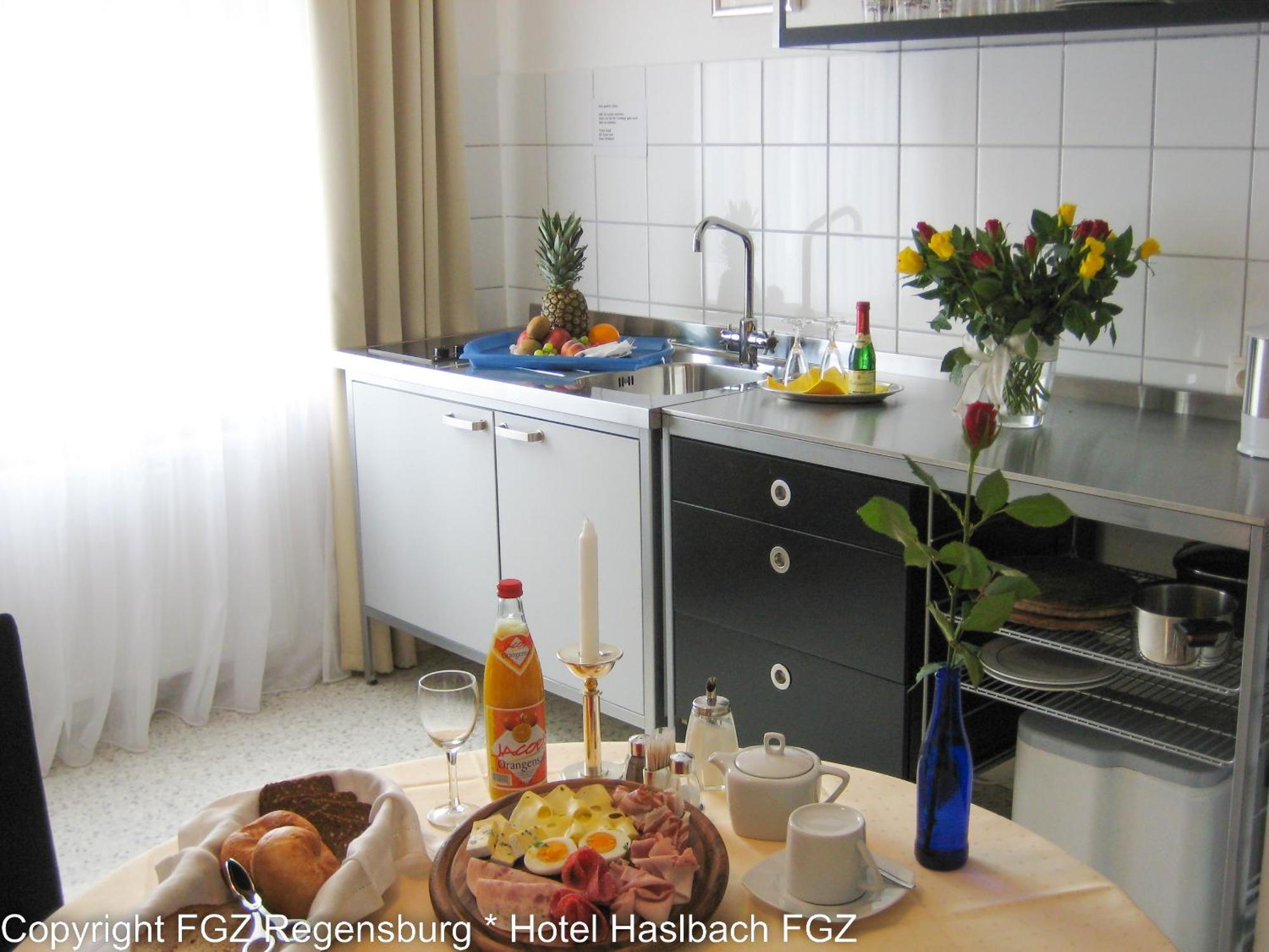 Komfort Apartmenthaus Haslbach Fgz Regensburg Quarto foto